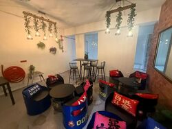 Yio Chu Kang Road (D19), Retail #613700031